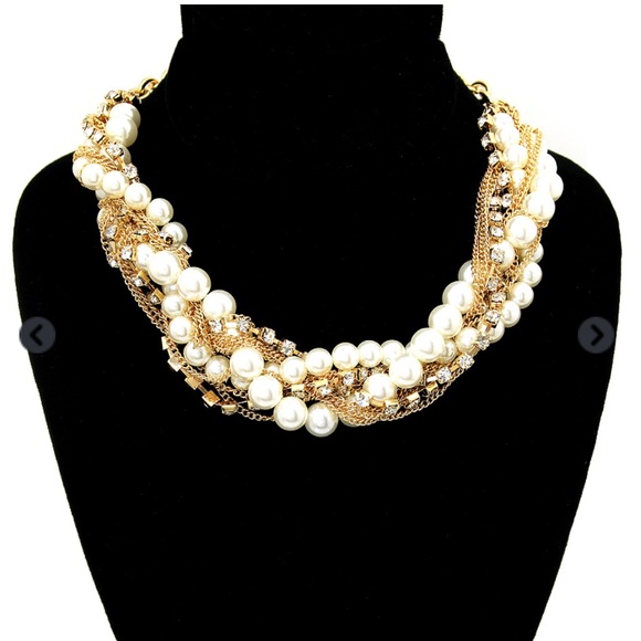 Accessories - Twisted pearl & rhinestone necklace