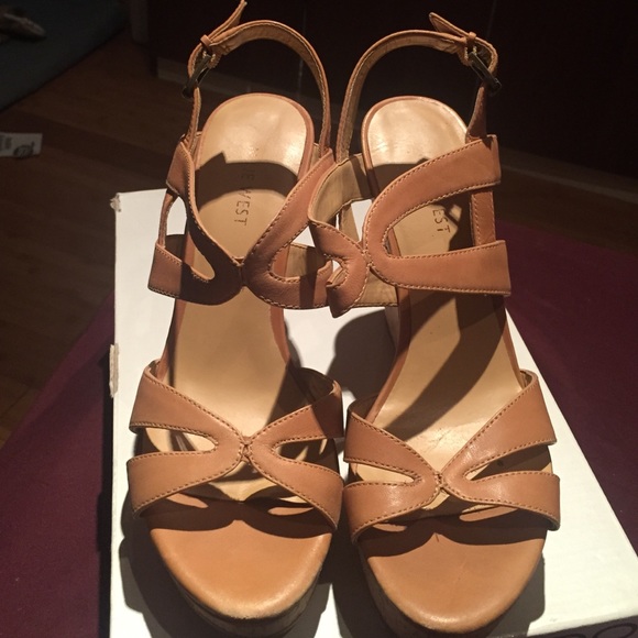 Nine West cork wedge