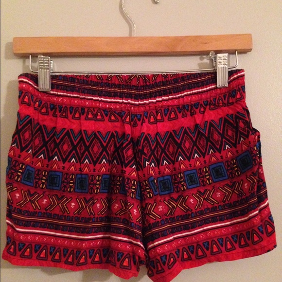 PacSun LA Hearts red tribal print cotton shorts - Picture 2 of 4
