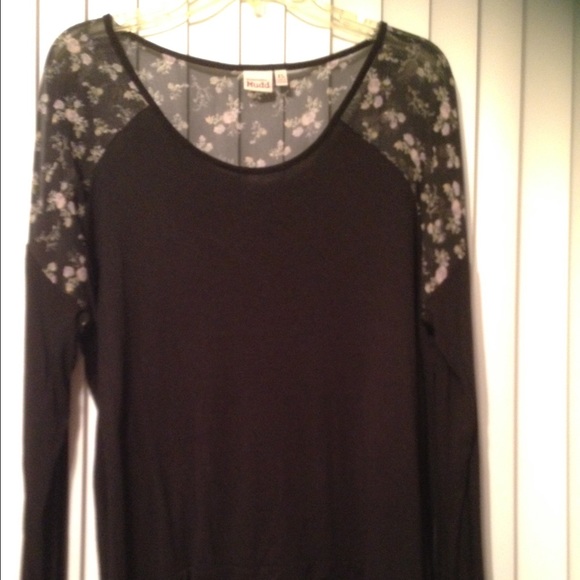 Black shear shoulder top