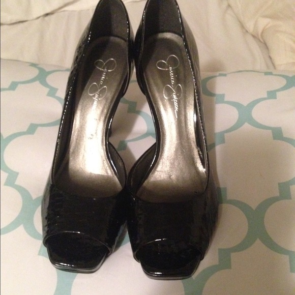 Jessica Simpson beautiful heels