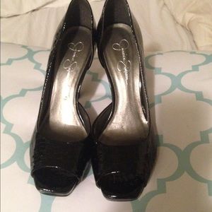 Jessica Simpson beautiful heels