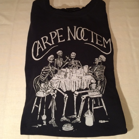 Carpe noctem crew neck sweatshirt 💀🌘🌙👻