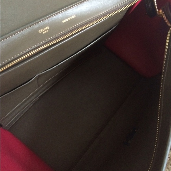 Selling Celine Large Trapeze!! Very low price! - Picture 4 of 4