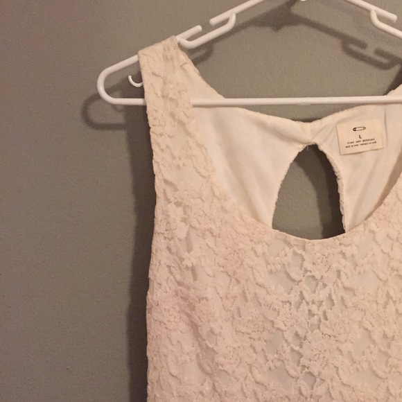 UO lace peplum dress!