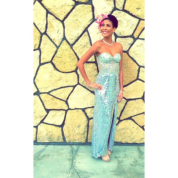Glitzy White Diamond Formal Cocktail Dress