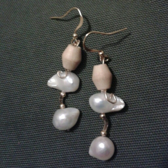 Handmade Freshwater Pearl Earrings w Scroll accent