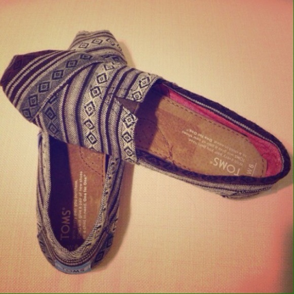 TOMS