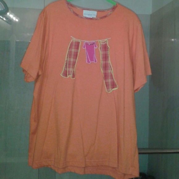Susan Grover/Style Orange tee w/embroidered pics