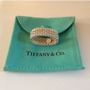 💯 Authentic Tiffany & Co. Mesh Ring 😍 LOWERED