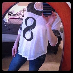 Brand-new Abercrombie and Fitch Tee size medium❤️