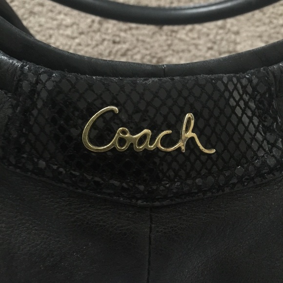 ‼️SOLD‼️💯% authentic Coach Handbag - Picture 2 of 4