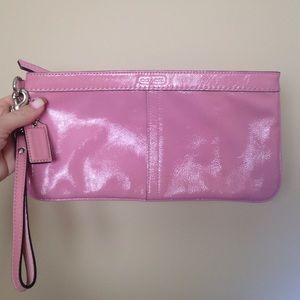 💥authentic Long Coach Wristlet💥