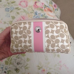 💥authentic coach makeup case