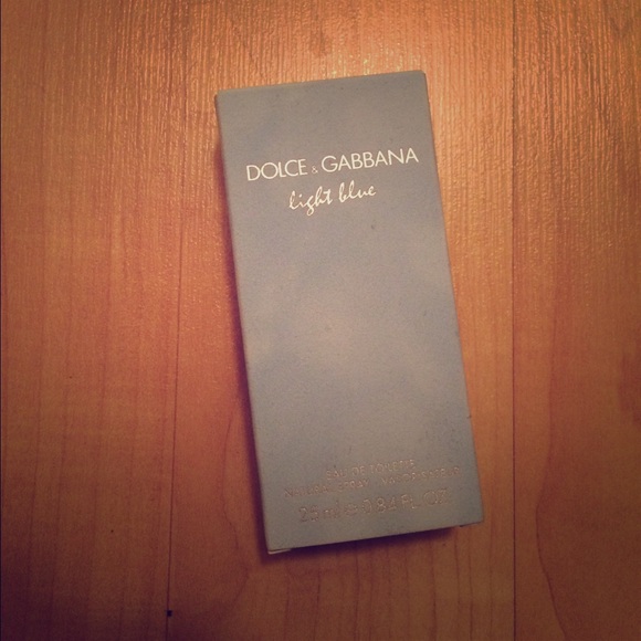 Dolce & Gabbana Light Blue Perfume .84 oz
