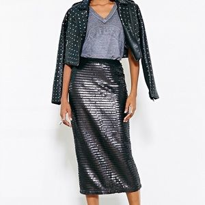 ✨Final Price✨Sequin Midi Skirt