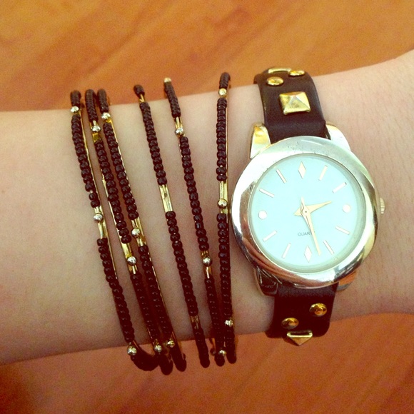 Black and gold bangle set! - Picture 1 of 2