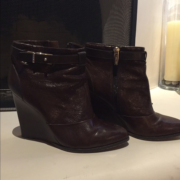 Coach Melody Booty - Picture 2 of 4