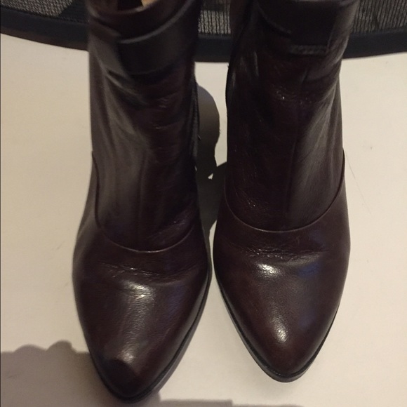 Coach Melody Booty - Picture 3 of 4