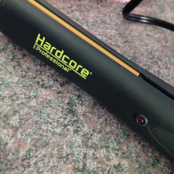 Hair straightener