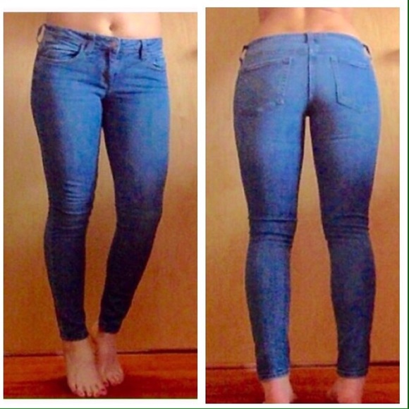Forever 21 Denim - 🔴SOLD🔴 Medium Wash Skinny Jeans