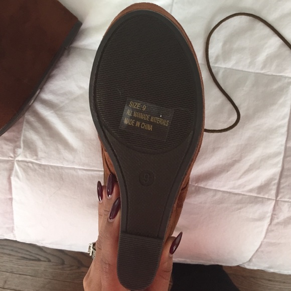 Shoes - Picture 2 of 2