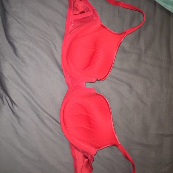 VS Push up Bra - Picture 2 of 3