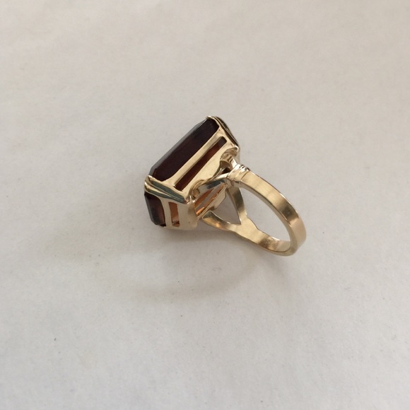 Avon ring - Picture 3 of 3