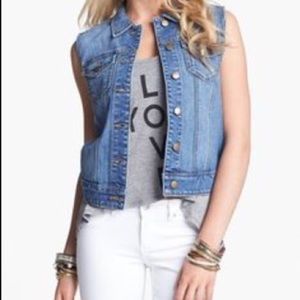 Nordstrom sleeveless true blue denim jacket
