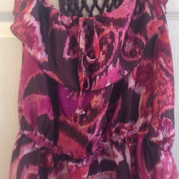 Dress - Picture 3 of 3