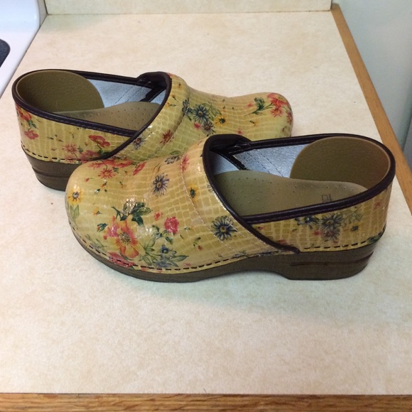 Dansko Shoes