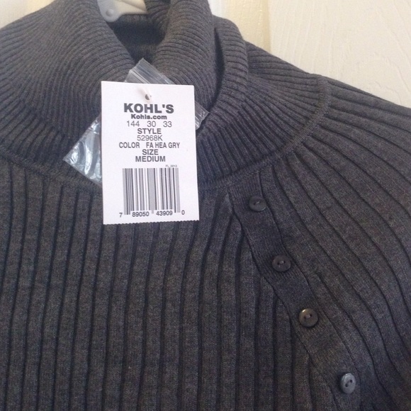 Sweater - Picture 3 of 3