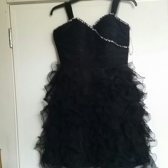 Elegant after 5 dress only worn 1 time