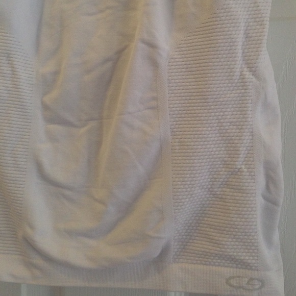 Shirt - Picture 2 of 3