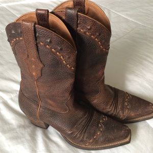 Brown leather Boots!!