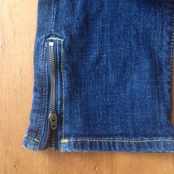 Jeans - Picture 2 of 2