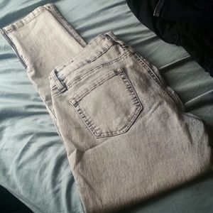 Light wash jeans