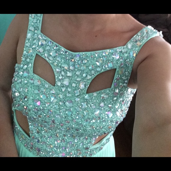 Prom/formal dress
