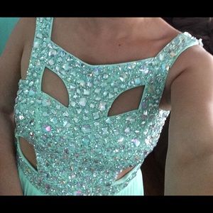 Prom/formal dress