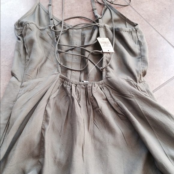 TRADED - Picture 2 of 3