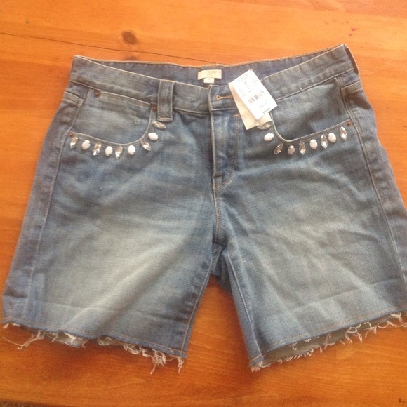 Shorts - Picture 3 of 3