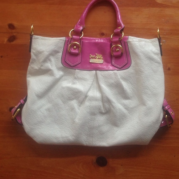 Coach Handbags - Purse