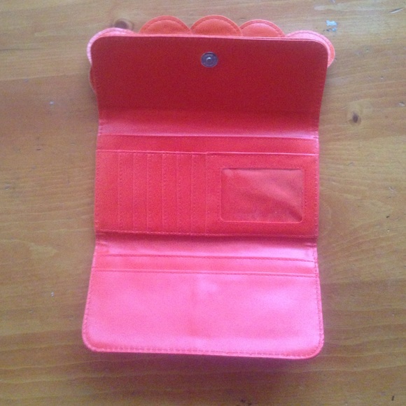 Wallet - Picture 3 of 3