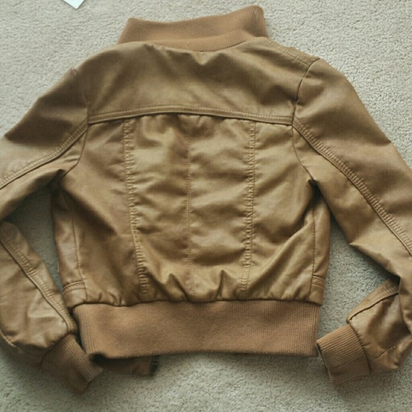 Jacket - Picture 3 of 3