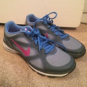 Nike size 7.5
