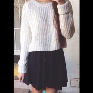 Urban Outfitters Kimchi Blue cropped sweatwer