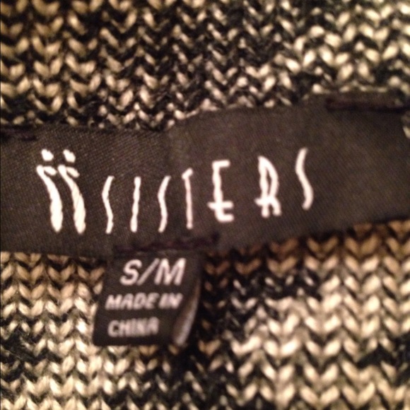 Sweater - Picture 2 of 3