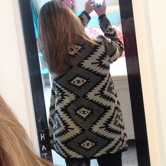 Sweater - Picture 3 of 3