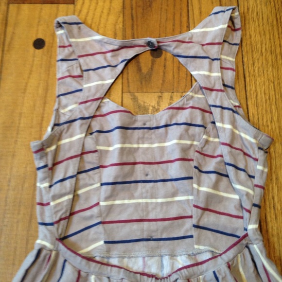 Backless Striped Peplum Button Front Top - Picture 4 of 5