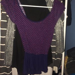 Cross cross open back shirt!